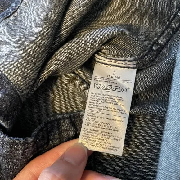 GAP Kids Girls Youth Dark Wash Denim Shirt Size Large Long Sleeves EUC - Picture 7 of 8